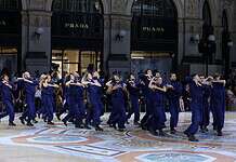 Vogue World, la Galleria diventa una passerella: tutti i vip 