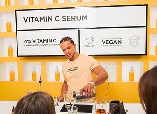 Garnier e Vitamin C Bar: skincare, skin analysis e sorbetto gratis