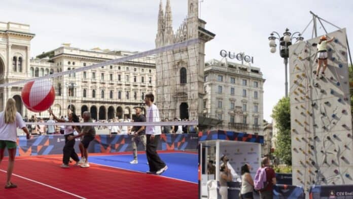 Un campo da volley e una parete da arrampicata in Piazza Duomo