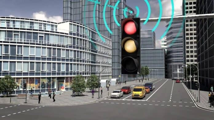 Semafori intelligenti per il tram 15: parte la sperimentazione Semafori intelligenti per il tram 15: parte la sperimentazione