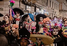 Día de Muertos 2026, a Milano torna la parata messicana