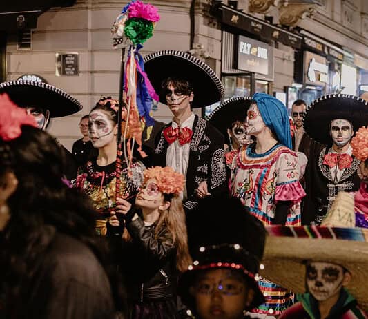 Día de Muertos 2026, a Milano torna la parata messicana