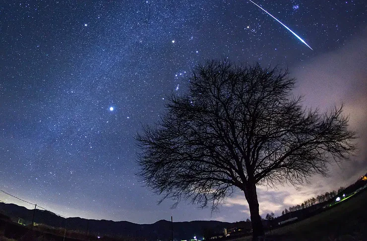 Sciame meteorico, quando vedere le stelle cadenti a Milano