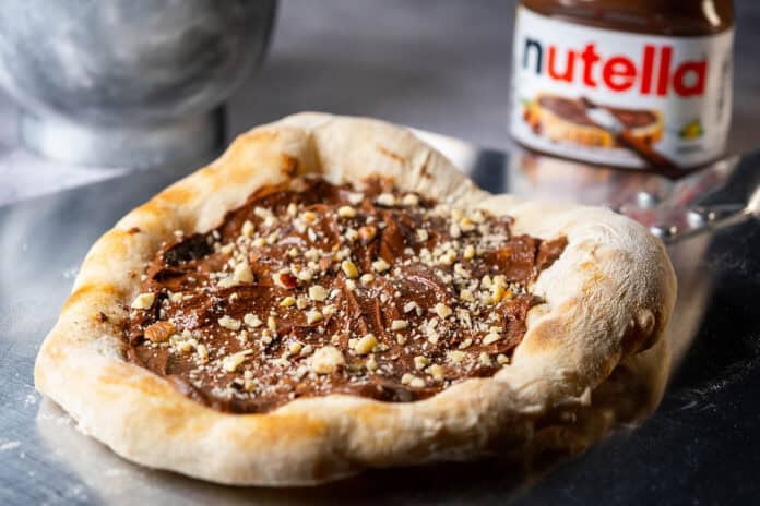 Pizza alla Nutella gratis da Otto Pizza: 70 teglie per Halloween